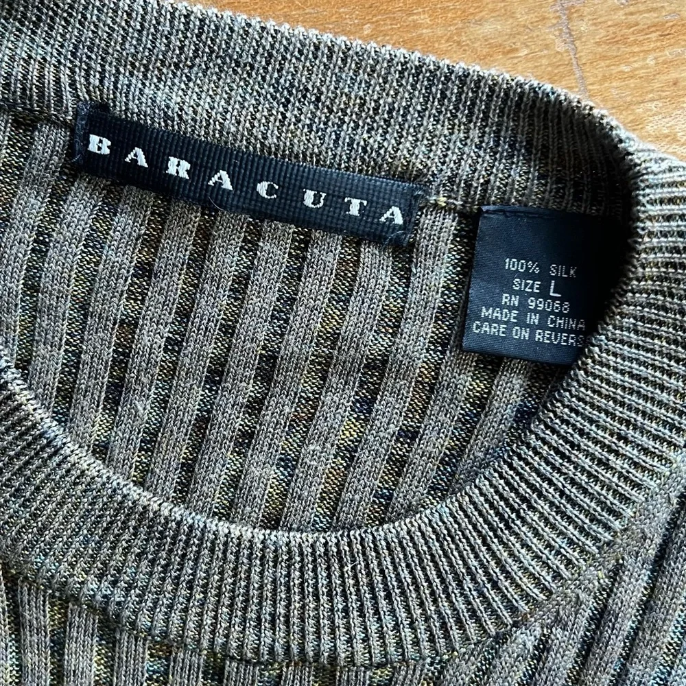 Baracuta 100% Silk Sweater Top Olive Green Ribbed Soft & Stretchy Size LARGE